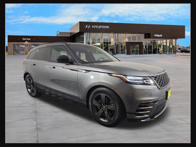Photo of 2019 Gray Land Rover Range Rover Velar