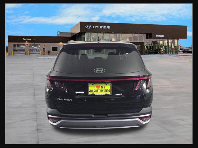 Photo of 2025 Phantom Black Hyundai TUCSON