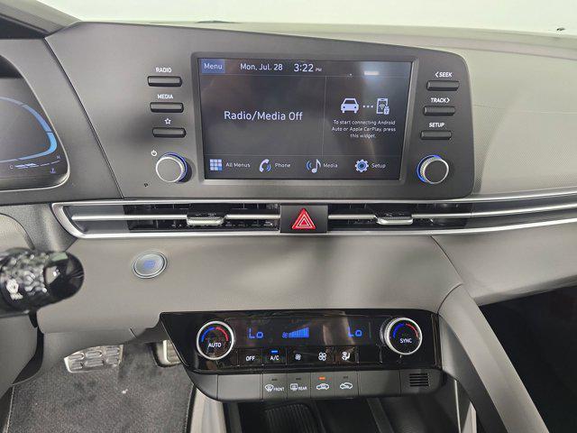 Photo of 2025 Ecotronic Gray Hyundai ELANTRA