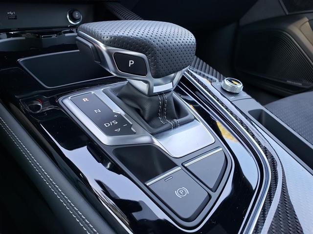 Photo of 2025 Daytona Gray Pearl Effect Audi A5 Sportback