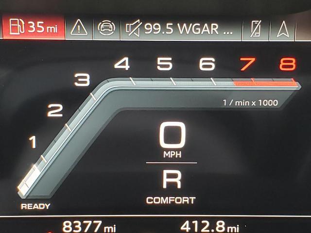 Photo of 2025 Sakhir Gold Metallic Audi Q8