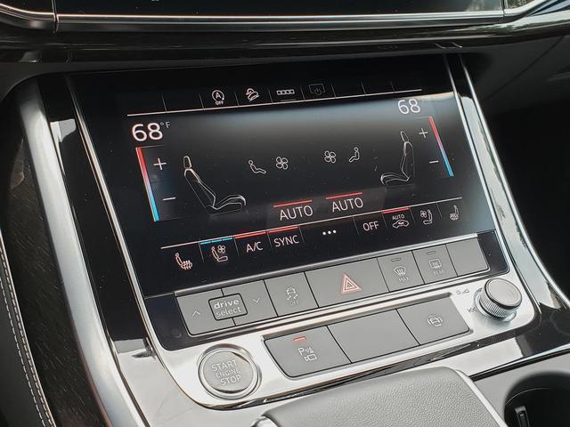 Photo of 2025 Sakhir Gold Metallic Audi Q8
