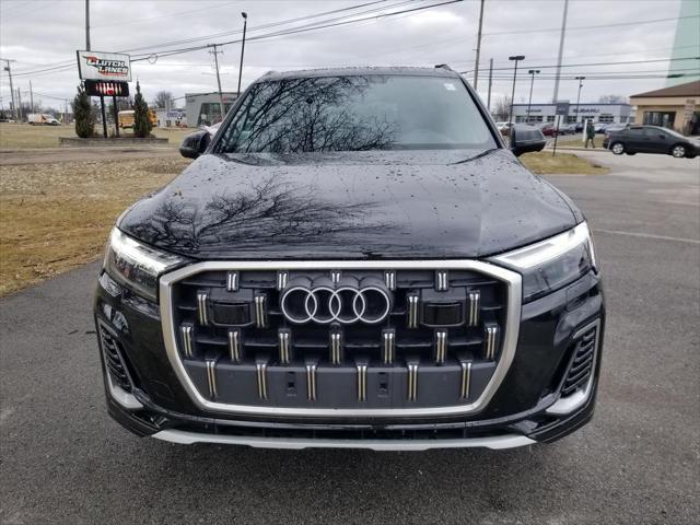 Photo of 2025 Mythos Black Metallic Audi Q7
