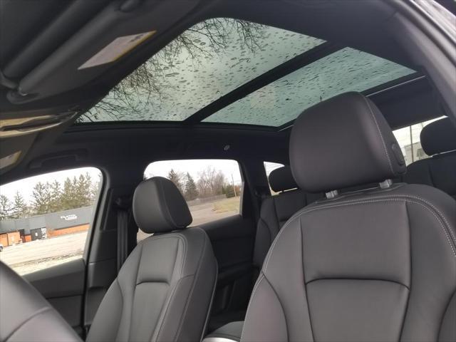 Photo of 2025 Mythos Black Metallic Audi Q7