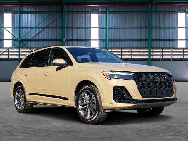 Photo of 2025 Sakhir Gold Metallic Audi Q7