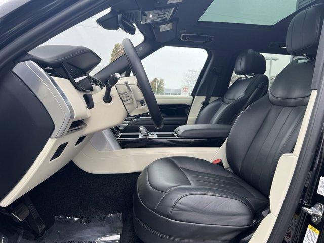 Photo of 2023 Santorini Black Land Rover Range Rover