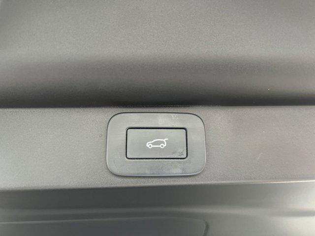 Photo of 2023 Santorini Black Land Rover Range Rover
