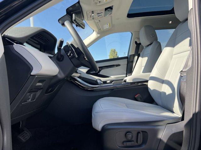 Photo of 2025 Santorini Black Land Rover Range Rover Evoque