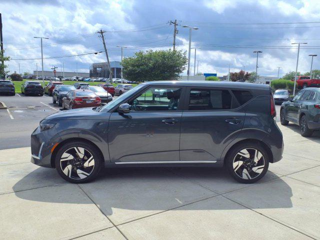 Photo of 2023 Gravity Gray Kia Soul