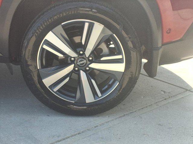 Photo of 2022 Scarlet Ember Tintcoat Nissan Rogue