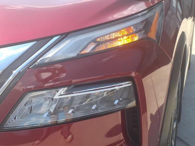 Photo of 2022 Scarlet Ember Tintcoat Nissan Rogue