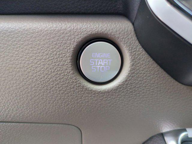 Photo of 2026 Aurora Black Pearl Kia Carnival Hybrid