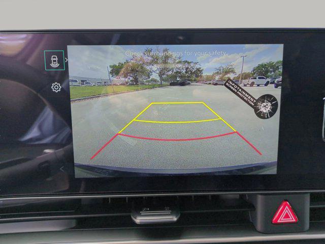 Photo of 2026 Aurora Black Pearl Kia Carnival Hybrid