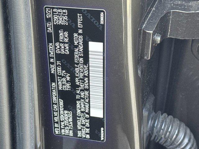 Photo of 2022 Pine Grey Metallic Volvo XC60