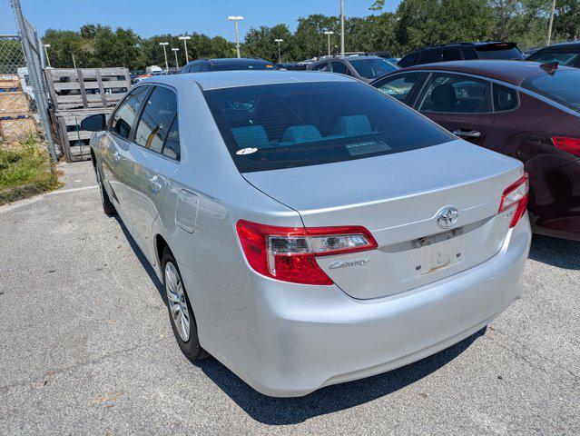 Photo of 2013 Classic Silver Metallic Toyota Camry