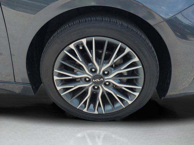 Photo of 2023 Gravity Gray Kia Forte