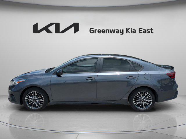 Photo of 2023 Gravity Gray Kia Forte