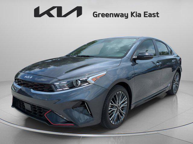 Photo of 2023 Gravity Gray Kia Forte