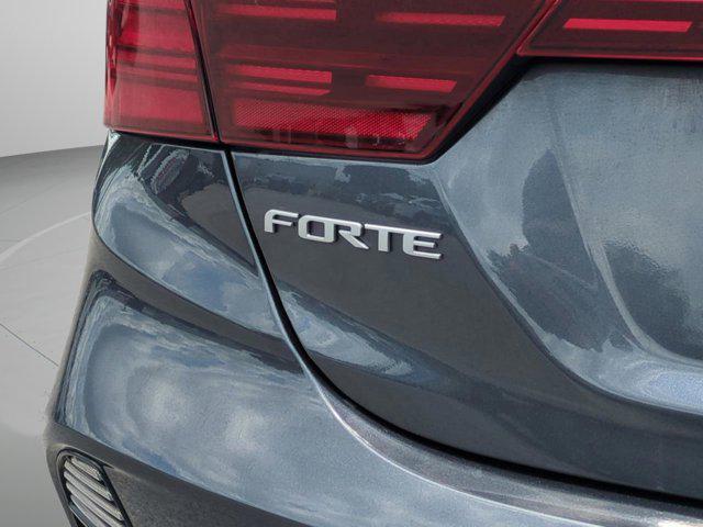 Photo of 2023 Gravity Gray Kia Forte