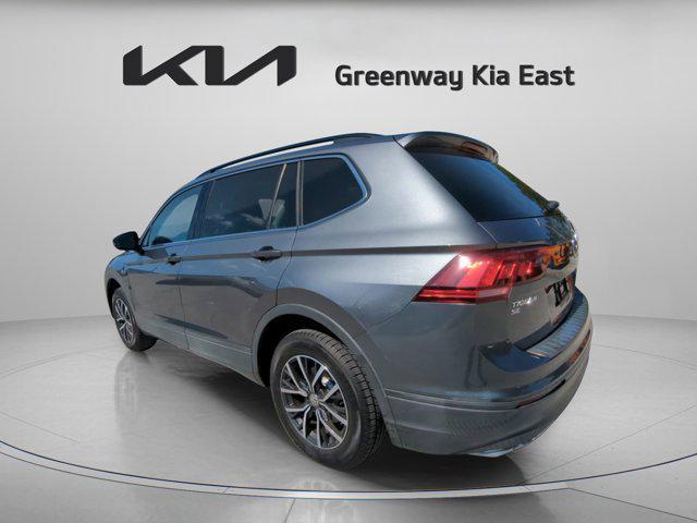 Photo of 2019 Platinum Gray Metallic Volkswagen Tiguan