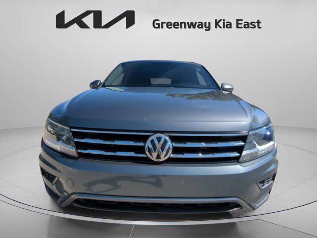 Photo of 2019 Platinum Gray Metallic Volkswagen Tiguan