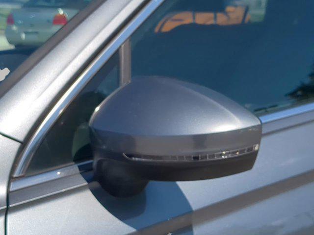 Photo of 2019 Platinum Gray Metallic Volkswagen Tiguan