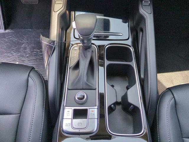 Photo of 2025 Glacial White Pearl Kia Telluride