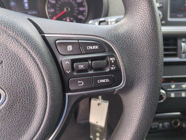 Photo of 2016 Snow White Pearl Kia Optima