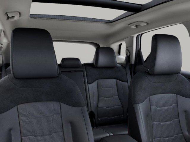 Photo of 2026 Glacial White Pearl Kia Sportage