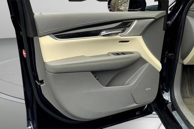 Photo of 2021 Dark Moon Blue Metallic Cadillac XT6