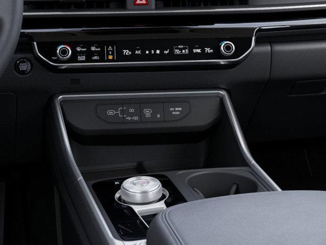 Photo of 2025 Ivory Silver Kia Carnival Hybrid