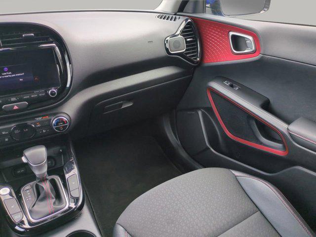 Photo of 2024 Neptune Blue Kia Soul