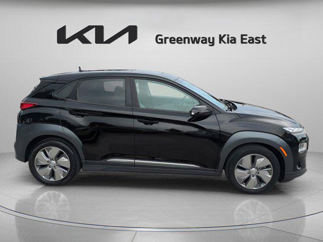 Photo of 2021 Ultra Black Hyundai KONA EV