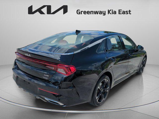 Photo of 2024 Ebony Black Kia K5