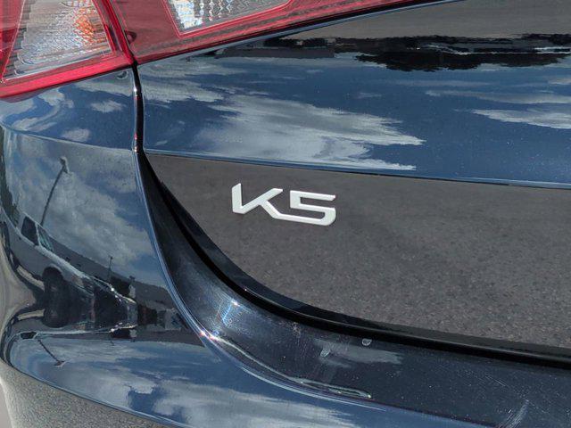 Photo of 2024 Ebony Black Kia K5