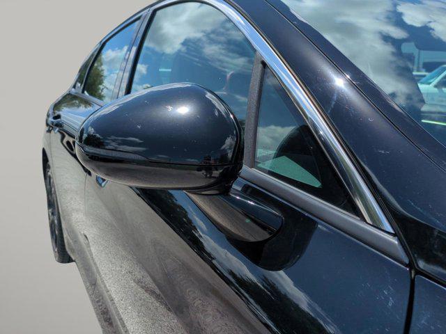 Photo of 2024 Ebony Black Kia K5