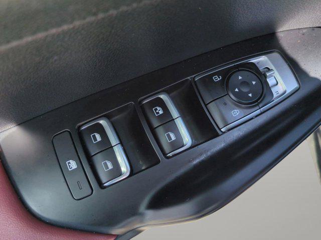 Photo of 2024 Ebony Black Kia K5
