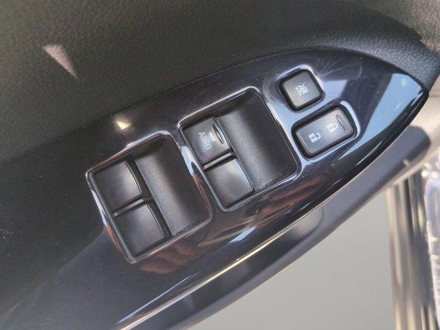 Photo of 2022 Labrador Black Pearl Mitsubishi Eclipse Cross