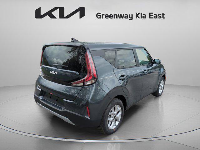 Photo of 2025 Gravity Gray Kia Soul