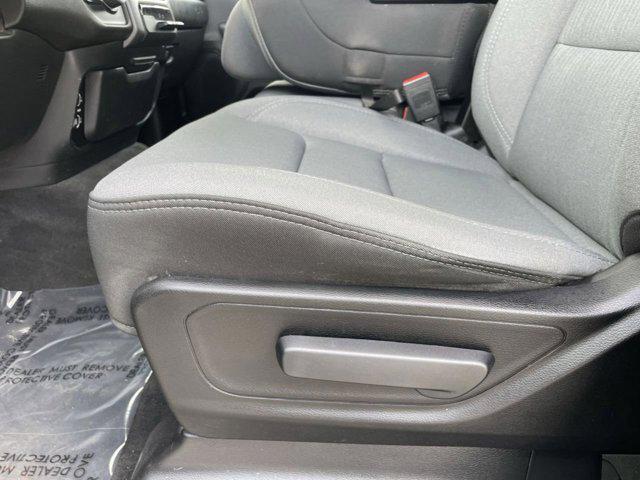Photo of 2022 Granite Crystal Metallic Clearcoat RAM 1500