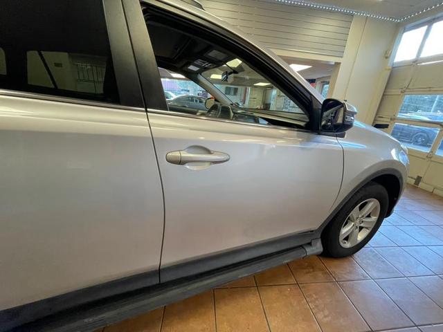 Photo of 2013 Classic Silver Metallic Toyota RAV4