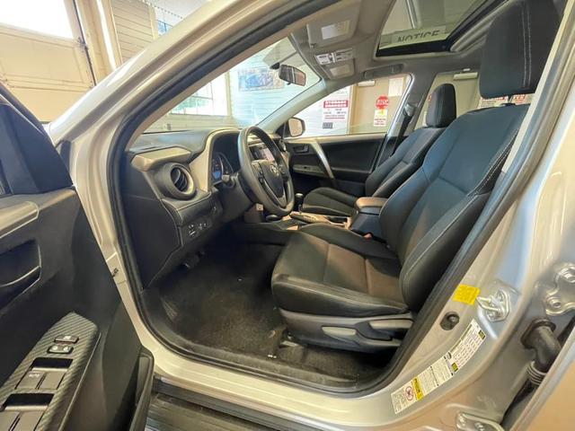 Photo of 2013 Classic Silver Metallic Toyota RAV4