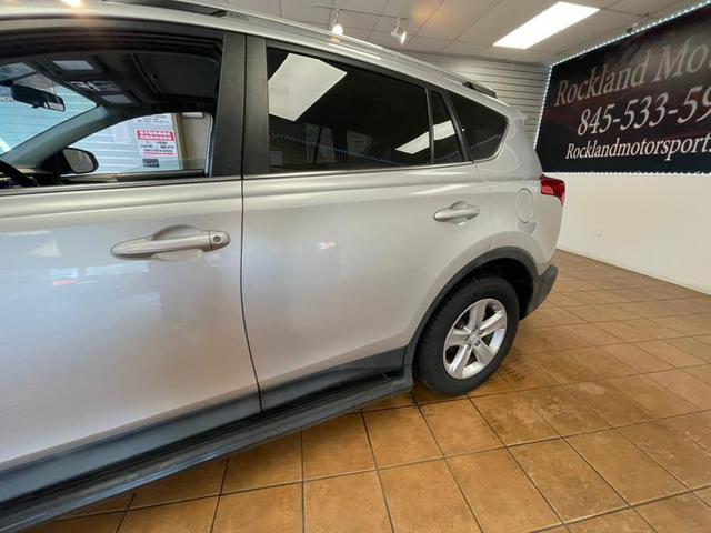 Photo of 2013 Classic Silver Metallic Toyota RAV4