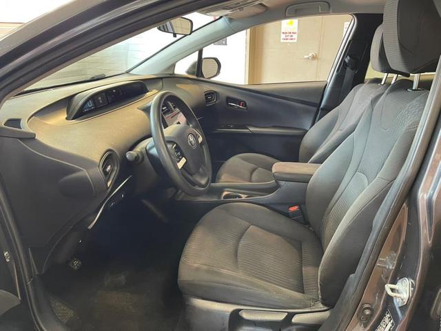 Photo of 2016 GREY Toyota Prius