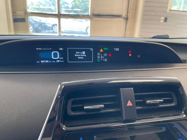 Photo of 2016 GREY Toyota Prius