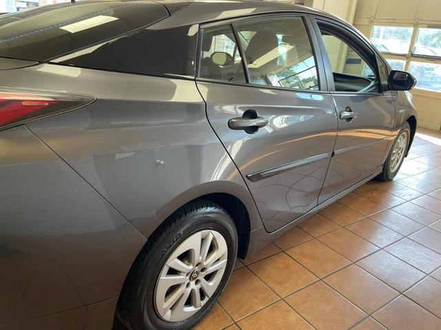 Photo of 2016 GREY Toyota Prius