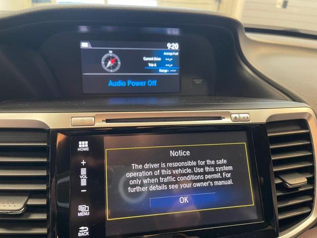 Photo of 2016 Obsidian Blue Pearl Honda Accord