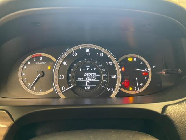 Photo of 2016 Obsidian Blue Pearl Honda Accord