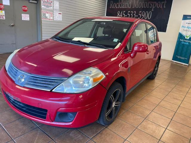 Photo of 2007 Super Black Nissan Versa