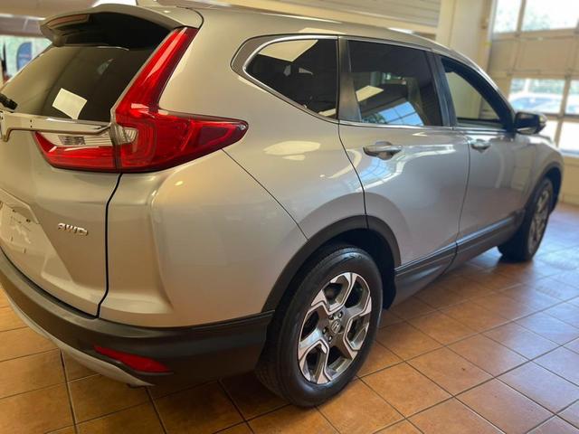Photo of 2018 Lunar Silver Metallic Honda CR-V